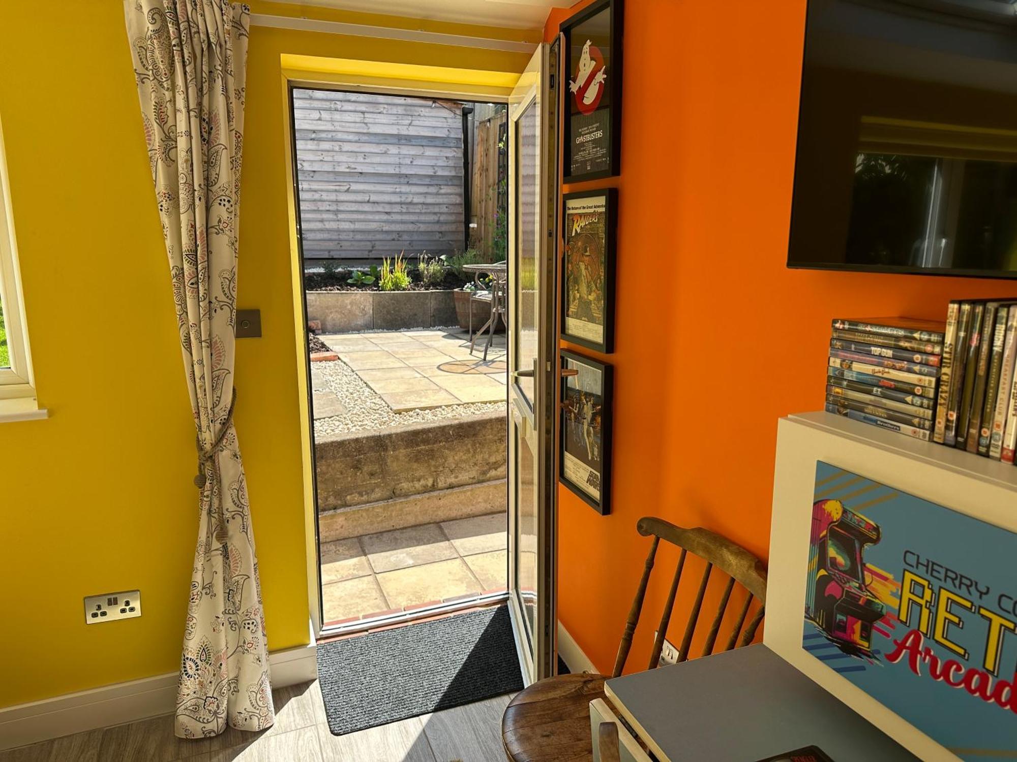 Cherry Cottage Retro Stay, Stourport Exterior foto